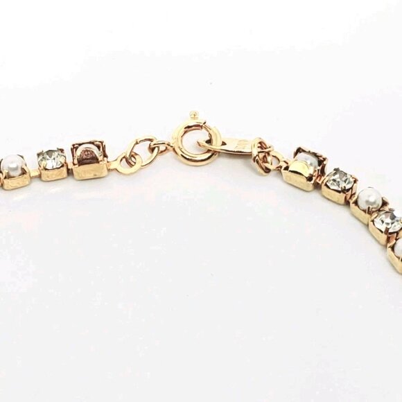 Avon Vintage Gold Tone Rhinestone Pearl Bracelet - Picture 2 of 4